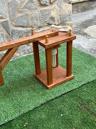 Portalampada in legno