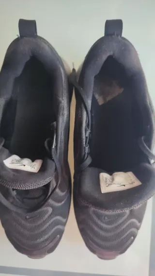 Nike  720 Deportivas Negras