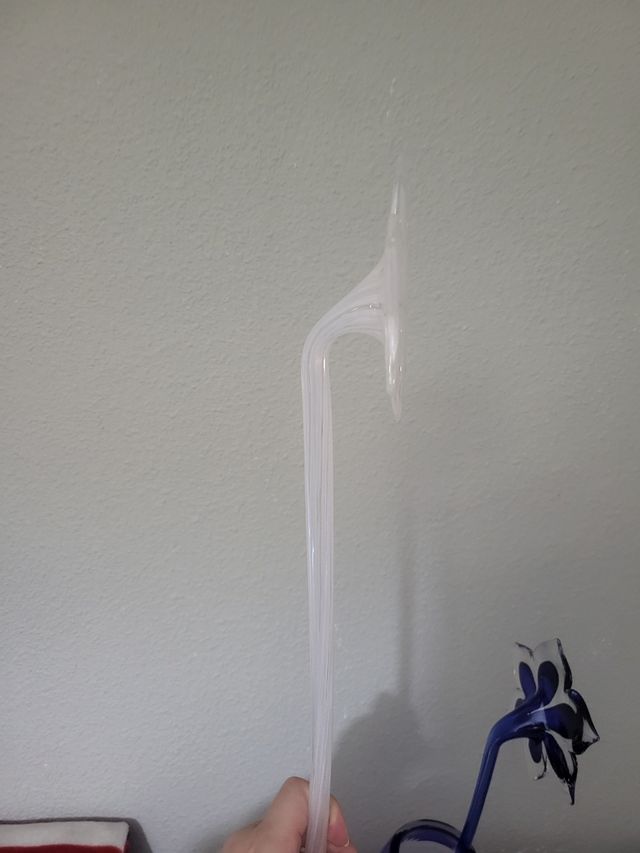 Jarrón de cristal azul y blanco