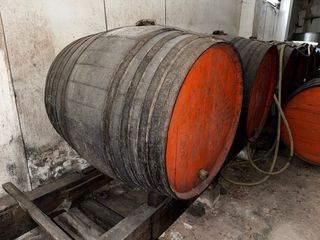 Barricas de roble Virginia y Castaño