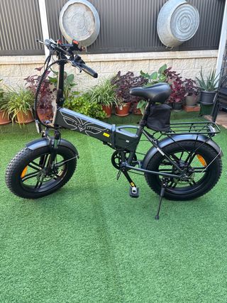 Bicicleta Eléctrica Plegable Negra
