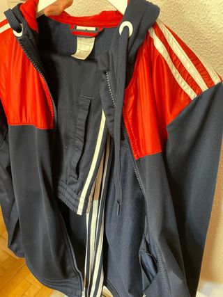 Chándal Adidas Talla S Azul Marino y Rojo