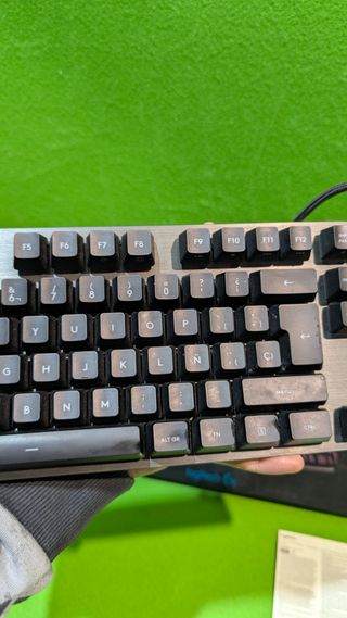 Logitech G413 CARBON Teclado Mecánico Gaming