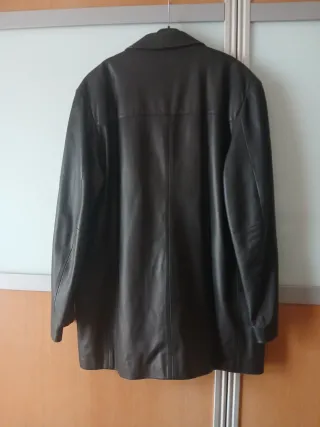 Chaqueta de piel negra vintage
Caballero 
