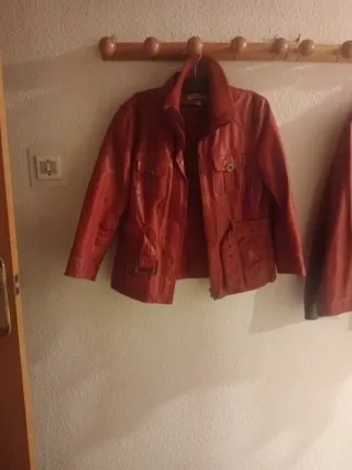 Chaqueta Piel Vintage Roja XL El Corte Inglés