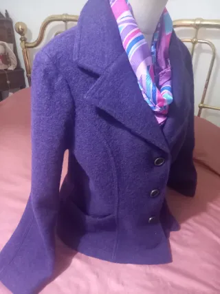 Giacca in lana viola in lana tipo mohair