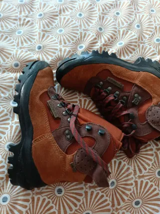 Botas Montaña Salomon Gore-Tex Talla 36