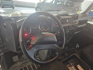 Land Rover Defender 2014