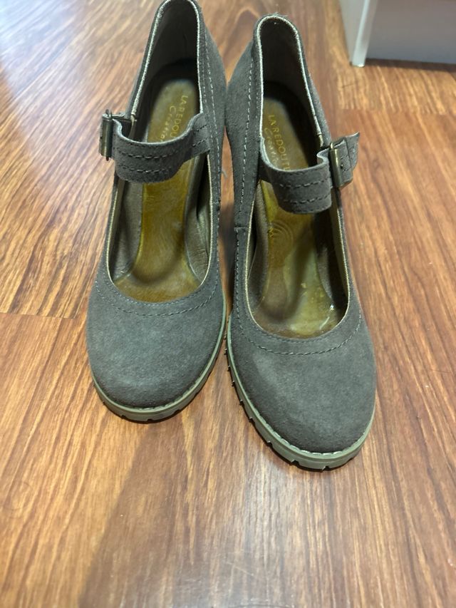 2 pares de Zapatos de vestir azul marino talla 36