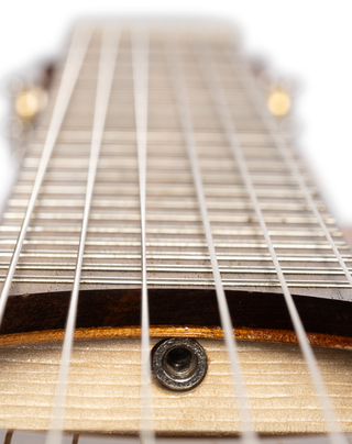 Guitarra Clásica Admira Granada Electrificada Fish