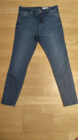Vaqueros azules mujer