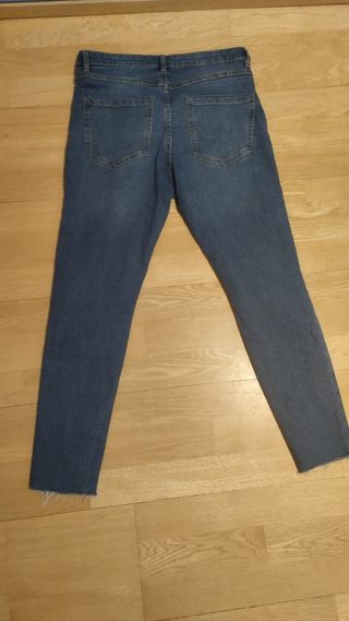 Vaqueros azules mujer