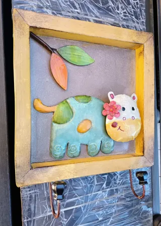 Quadretto appendino in metallo