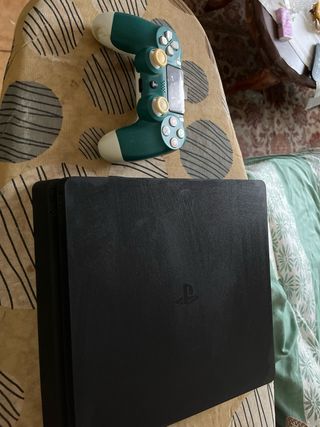 PS4 Slim Sony Nera con giochi su richiesta