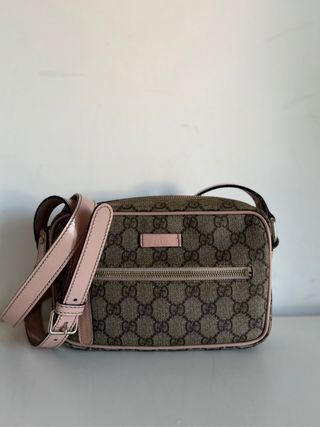 Borsa Gucci GG Supreme marrone e rosa