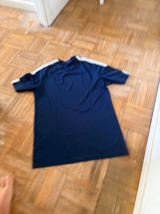 Camisetas Adidas Azul y roja 