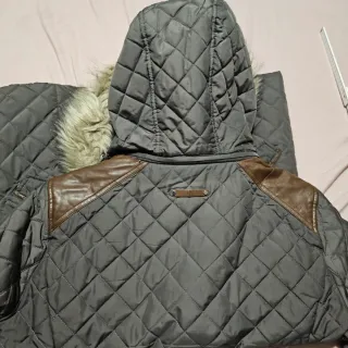 Chaqueta Lauren Ralph Lauren con capucha