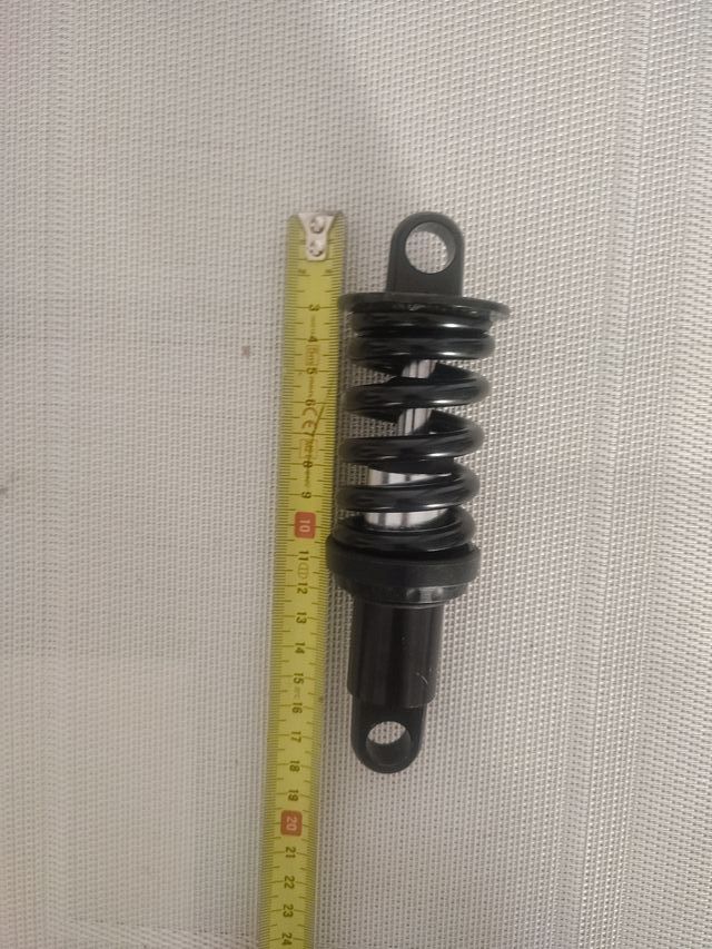 Suspensión Negra Nueva