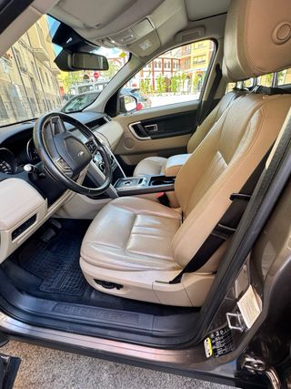 Land Rover Discovery Sport 2015