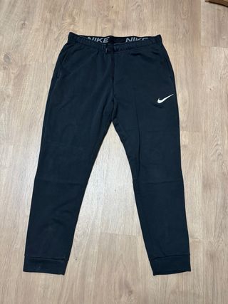 Pantalón Nike Negro