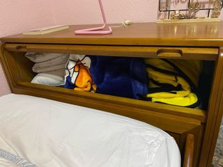 Cama nido con mesita de noche