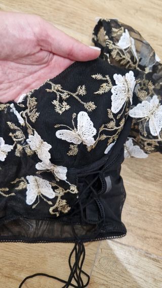 Top mujer encaje mariposas