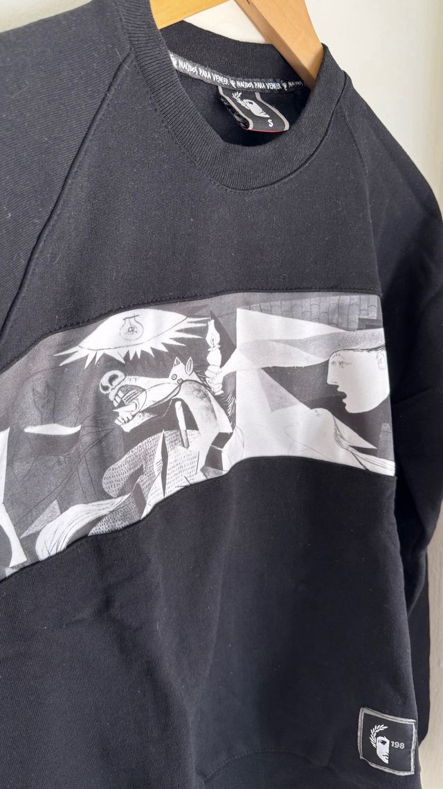 Sudadera Guernica 198 Negra