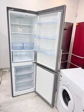 COMBI BOSCH ACERO 185 CM NO FROST. 
GARANTIA!!
