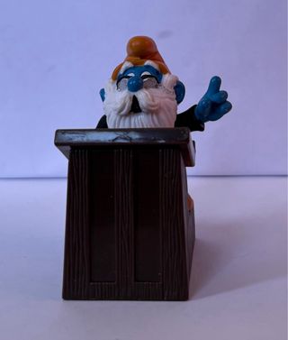 Figura Pitufo Director Colegio con Atril