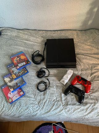 PS4 1TB + 2 Mandos + Soporte + 4 Juegos