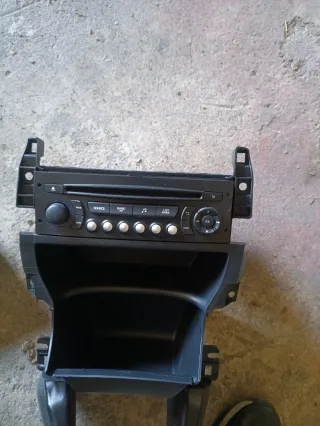 Radio Citroen C3 ..fase 2. ..del año 2015...