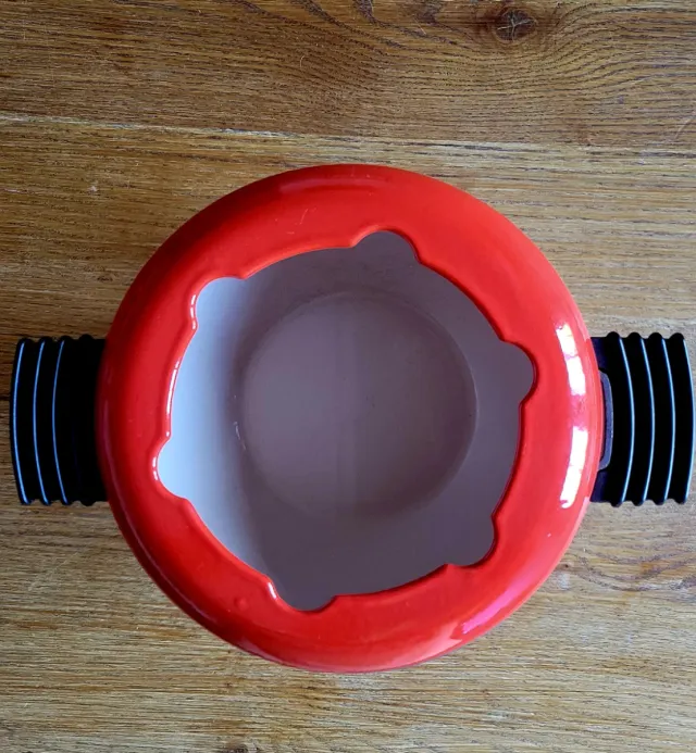 Le Creuset Fondue Hierro Fundido Roja como nueva.
