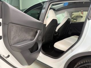 Tesla Model Y Gran Autonomía 4WD