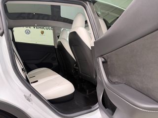 Tesla Model Y Gran Autonomía 4WD