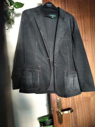 Chaqueta vaquera negra Ralph Lauren.