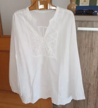 Blusa Ibicenca bordada.