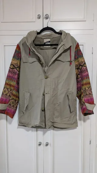Parka Mujer Talla M Beige y Multicolor