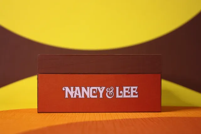 Box | Nancy & Lee