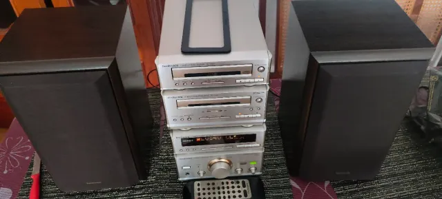 Minicadena Technics modular(sin apenas uso).