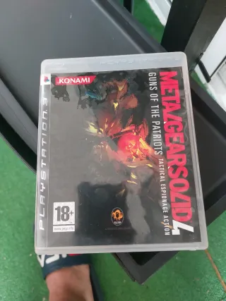 Metal Gear Solid 4 PS3 Guns of the Patriots