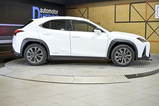 Lexus UX   2.0 250h F Sport 