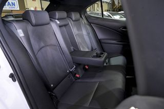 Lexus UX   2.0 250h F Sport 