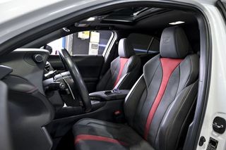 Lexus UX   2.0 250h F Sport 