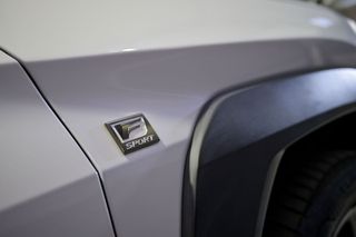 Lexus UX   2.0 250h F Sport 
