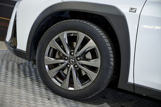 Lexus UX   2.0 250h F Sport 