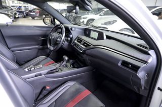 Lexus UX   2.0 250h F Sport 