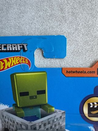 Hot Wheels Minecraft Minecart 2017 screen time