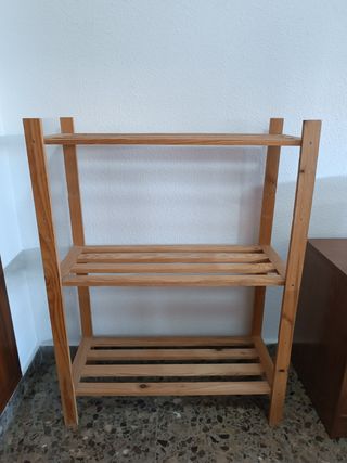 Estantería de madera 3 baldas
Medidas:
94x70x37cm
