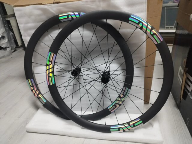 Ruedas carbono 45mm Tubeless
