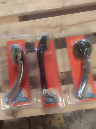 Alcachofas de ducha (negras y plateadas)